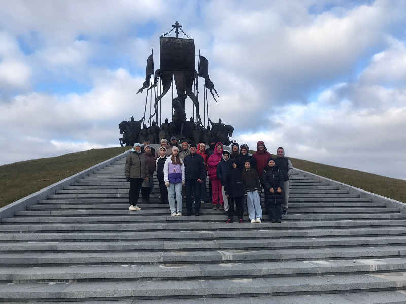 День открытых дверей состоялся на территории мемориального комплекса "Князь Александр Невский с дружиной"